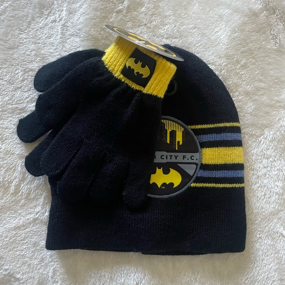 Comic youth boy Batman hat and clove set - Picture 3 of 3